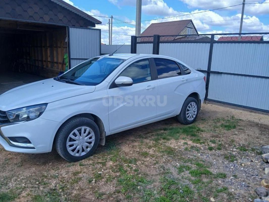 Лада Веста 19 год в отличном состоянии - Орск