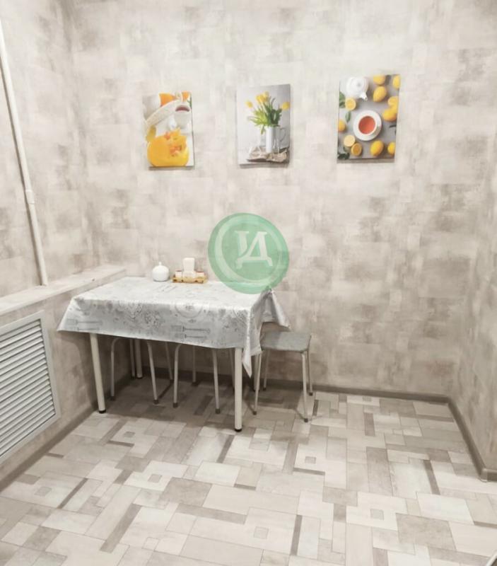 Продам квартиру в развитом районе города Орска, дом МЖК 1992 года постройки. - Орск