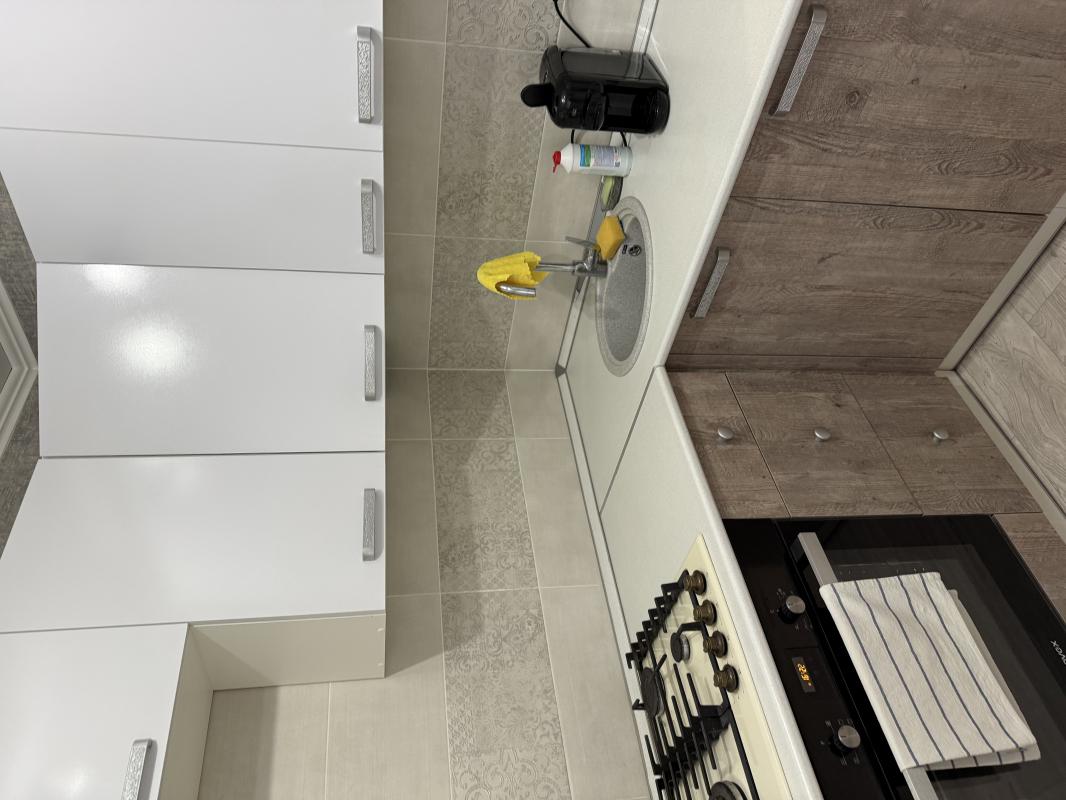 Ориентировочно с 15 мая сдается однокомнатная квартира улучшенной планировки с новым евроремонтом, в - Новотроицк