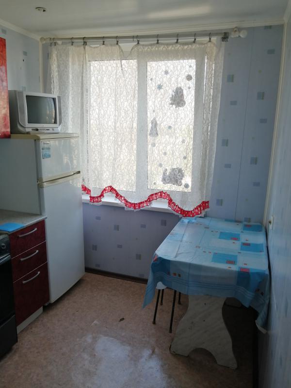 Сдам 2-х комнатную квартиру на длительный срок с мебелью и техникой, порядочным чистоплотным людям б - Новотроицк