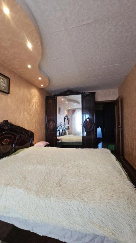 ‎‎🏢 Продам шикарную квартиру на Зеленой, 16! 🏢
‎
‎💎 Кирпичный дом, комфортный 4 этаж.
‎💎 Раздельные - Новотроицк