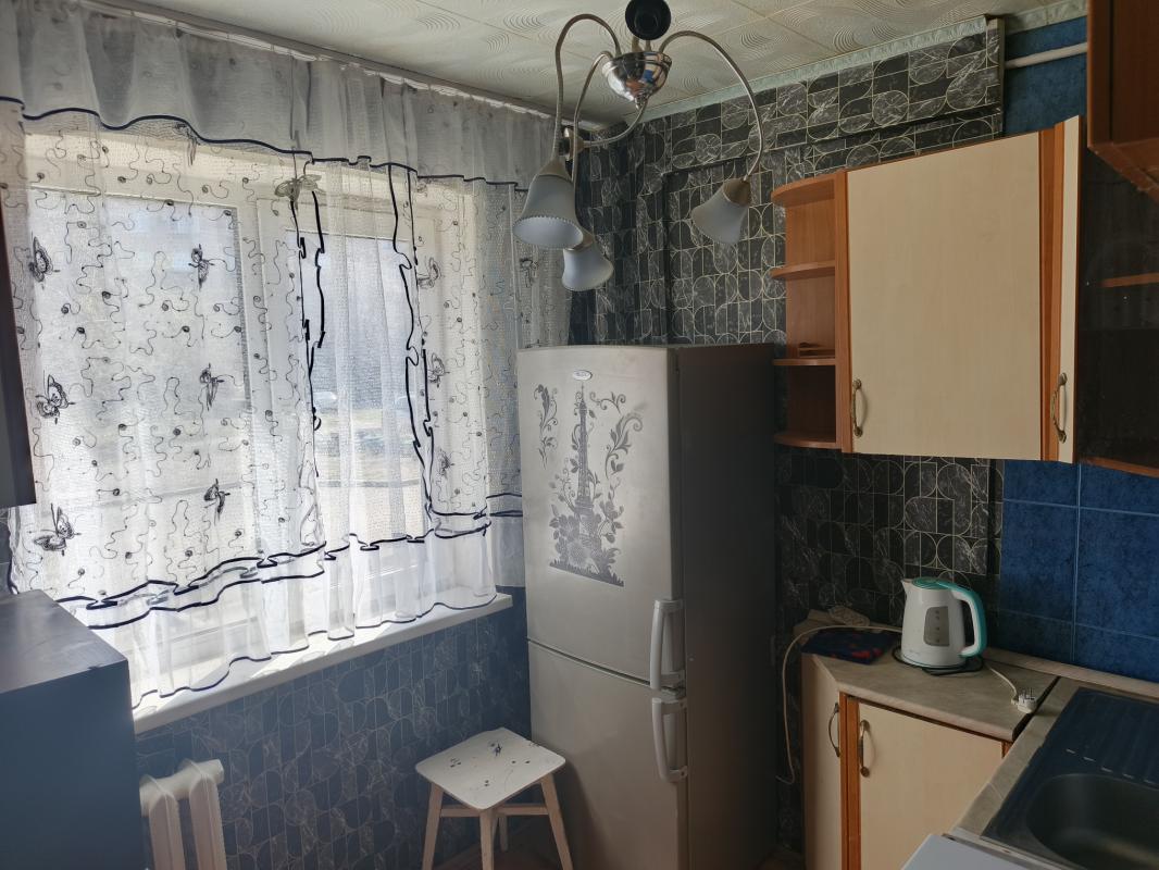 Сдается уютная двухкомнатная квартира на длительный срок. - Новотроицк