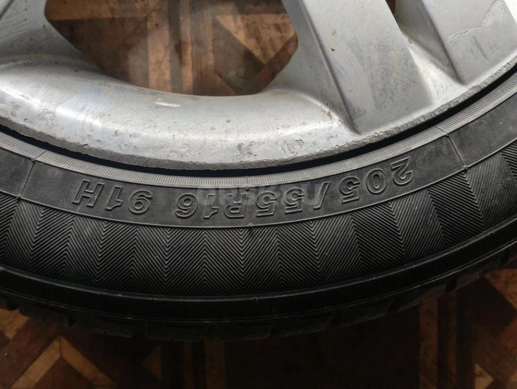 Продам шины R 16 4шт вместе с дисками состояние хорошее - Орск