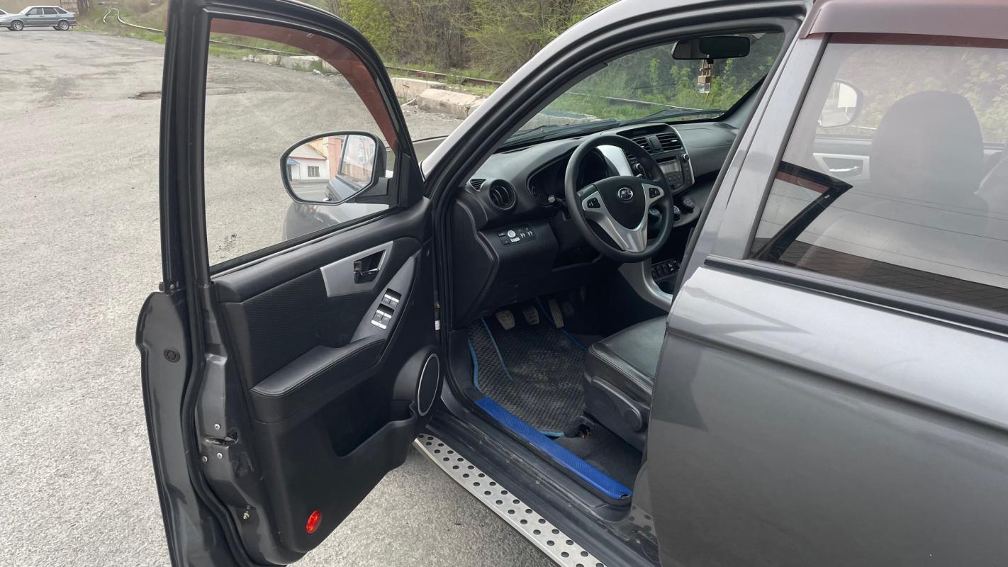 Продается LIFAN X60 2013 года

в хорошем внешнем и техническом состоянии,

ходовая перебрана, по ход - Новотроицк