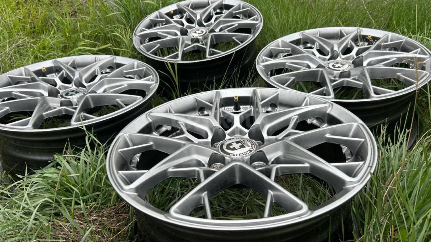Продам диски HRE FF10 4:100 R16

Диски не варенные,не мятые,не правленные. - Орск
