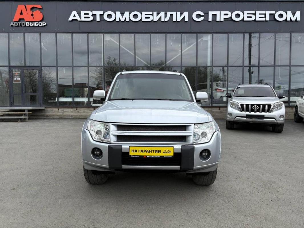 Двигатель 3.0 АТ (178 л. с.) 
 Автоматическая КПП 
 7 - ми местный салон
 Кондиционер  
 Юридиче - Орск