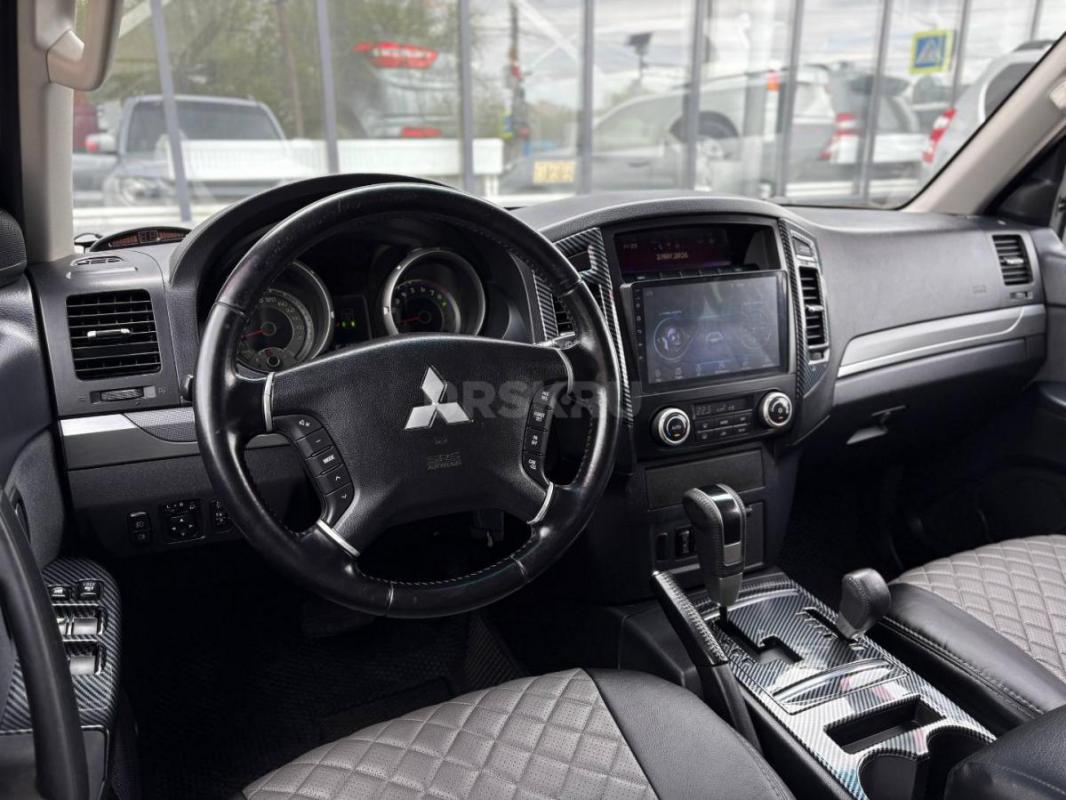 Двигатель 3.0 АТ (178 л. с.) 
 Автоматическая КПП 
 7 - ми местный салон
 Кондиционер  
 Юридиче - Орск