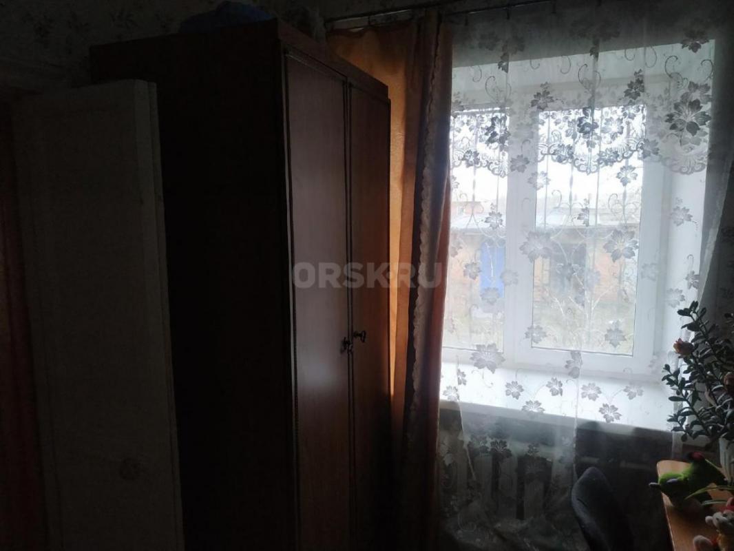 Продается 2х комнатная квартира, пос. - Орск