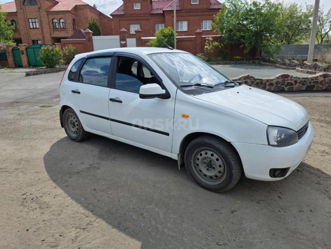 Продам лада калина 1 
На чёрном салоне 
Мотор 16кл 1.6 едет бодро 
Кондиционер холодит хорошо
4л - Орск