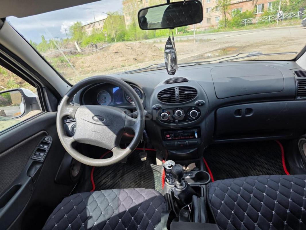 Продам лада калина 1 
На чёрном салоне 
Мотор 16кл 1.6 едет бодро 
Кондиционер холодит хорошо
4л - Орск