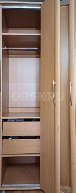 Продам шкафы комплектом или по отдельности, в комплекте прикроватная тумба. - Орск