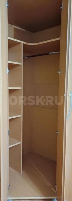 Продам шкафы комплектом или по отдельности, в комплекте прикроватная тумба. - Орск