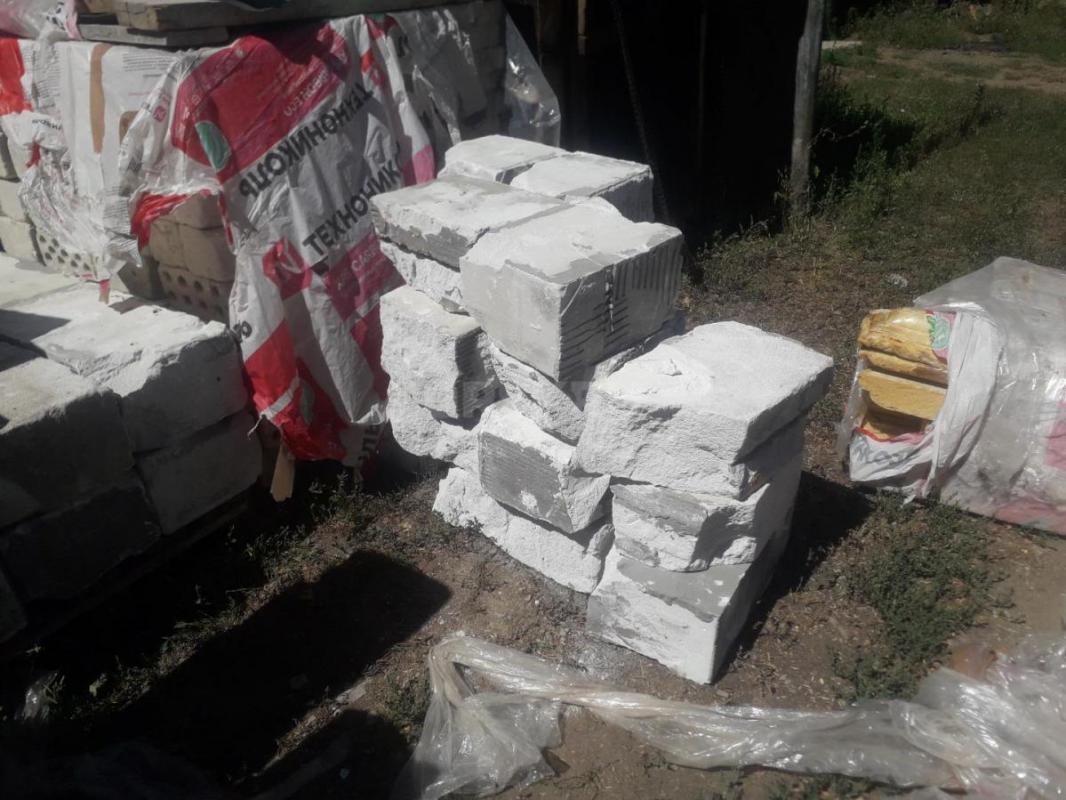 Газоблок 600×300×200, бу, разборный, остатки клея, сколы
30×10 4 половинки, 7 брусков
36шт. - Орск