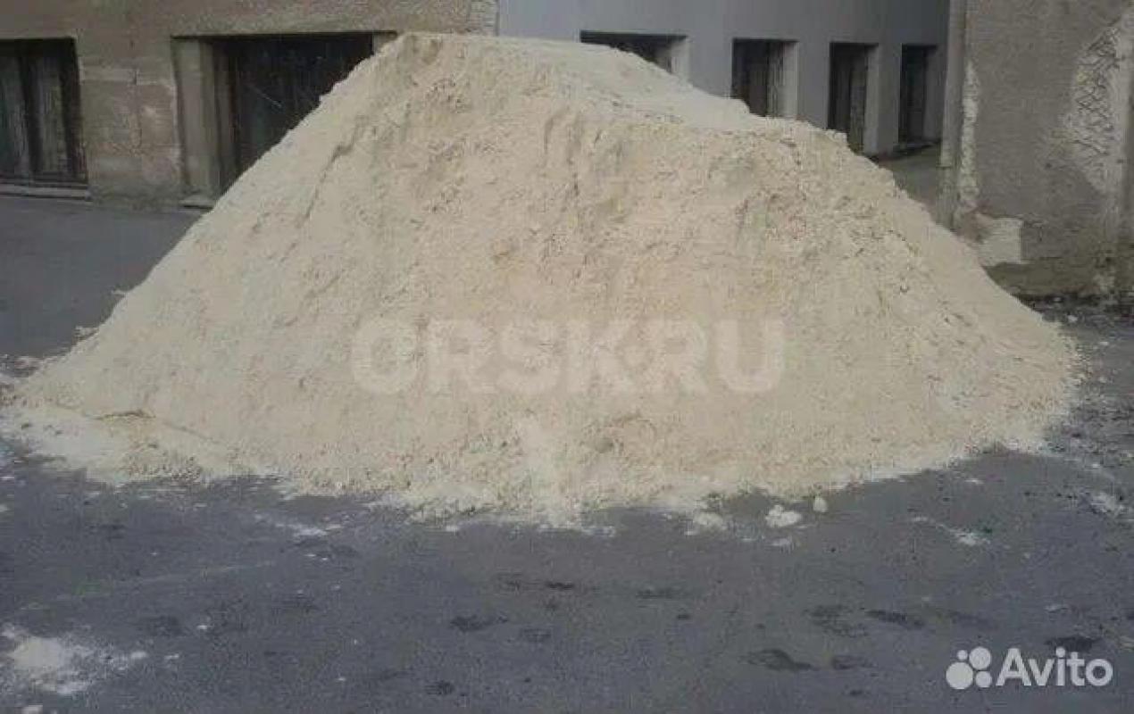 Песок мытый, песок губерлинский, шлак, земля плодородная, навоз перегной, глина щебень горная пыль. - Орск