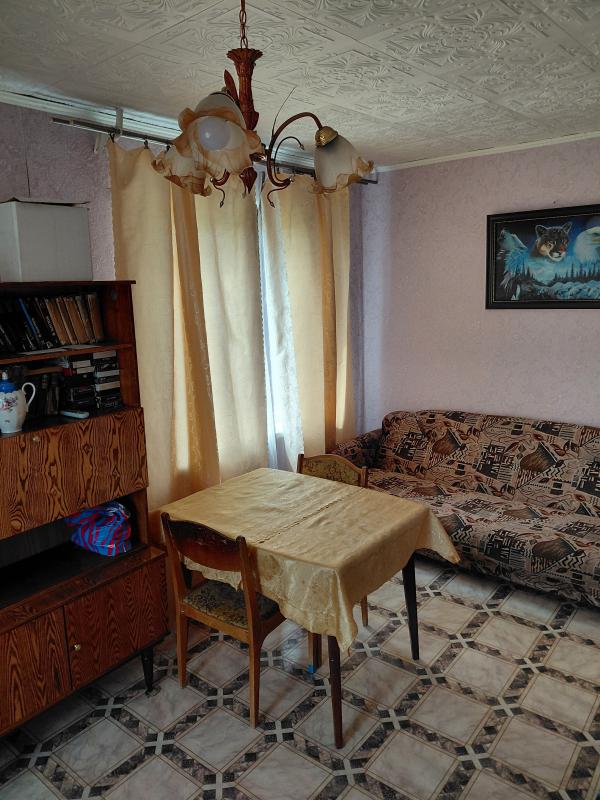 продается 3 х комнатная квартира. требуется ремонт - Новотроицк