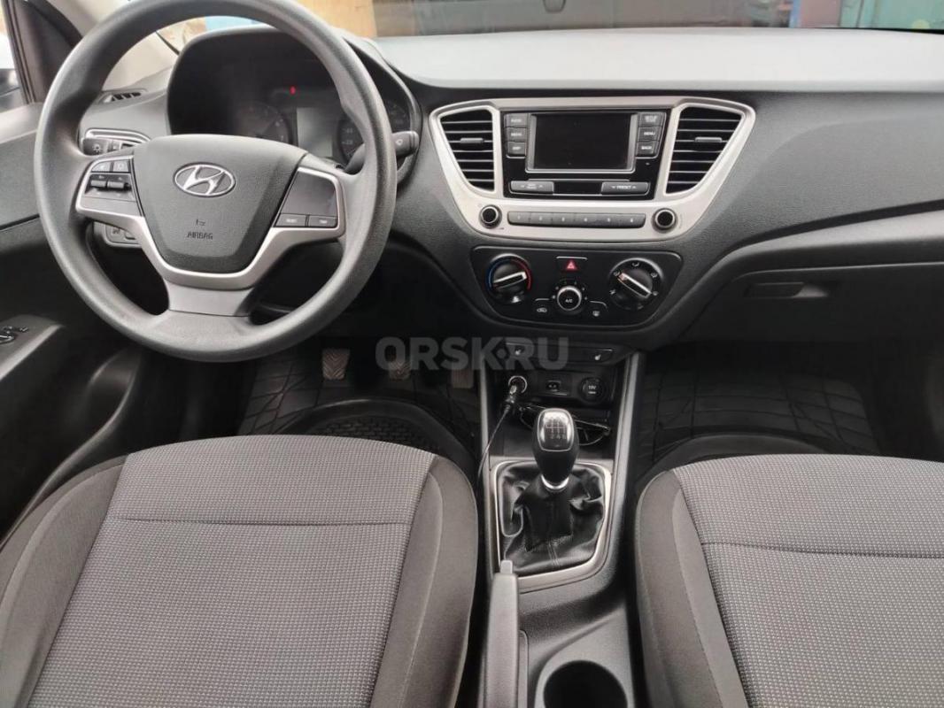Продам Hyundai Solaris 2019 года выпуска. - Орск