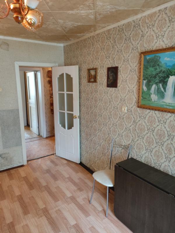 Продаётся уютная двухкомнатная квартира (распашонка), комнаты раздельные, площадью 48.2 квадратных м - Орск