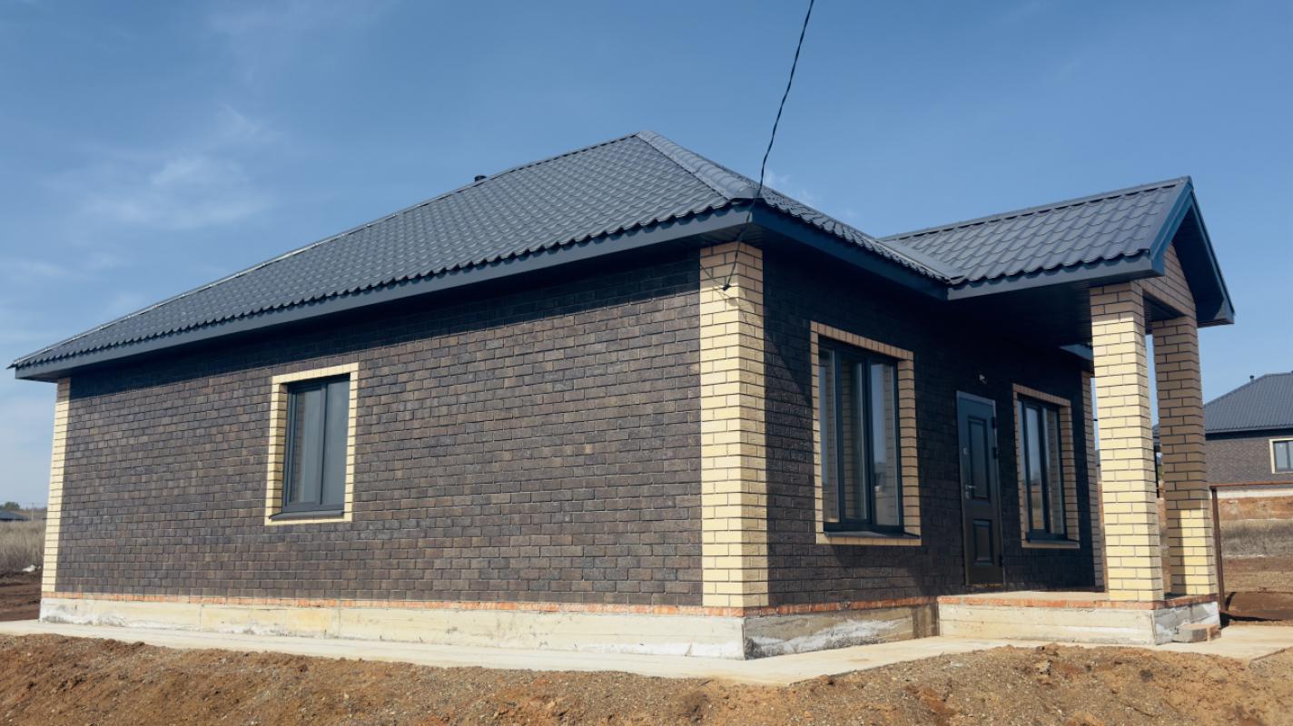 🏡 Нoвый киpпичный дом c терpасой (106 м&sup2;) в прoдаже! - Соловьевка