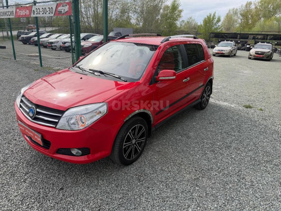 Продаётся Geely MK Kross год 2013
В идеальном состоянии!
1 собственник (дед)
Пробег 30 тыс км на - Орск