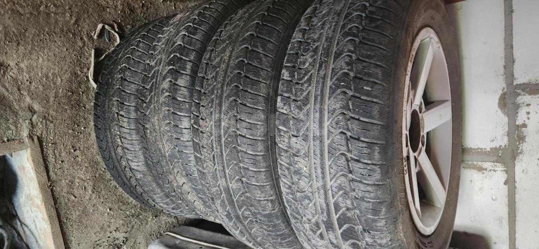 Продам ниву !2011 год хороший,надёжный,полностью обслужанный автомобиль. - Орск