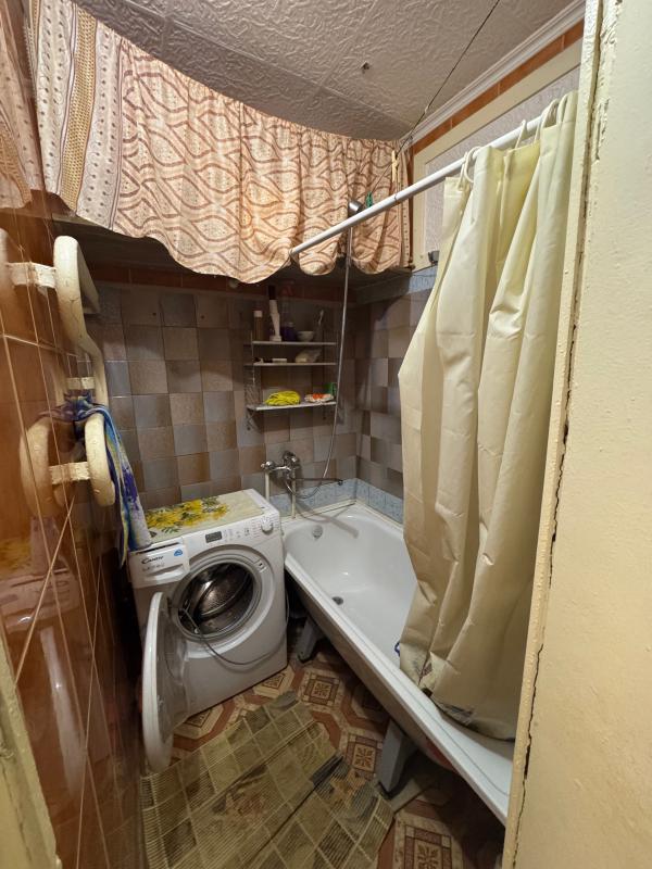 Продаётся уютная 2-х комнатная квартира на 1 этаже 5-ти этажного дома в г. - Новотроицк