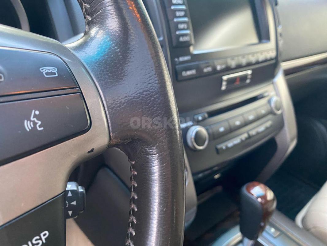Продам личный автомобиль Land Cruiser 200. - Орск