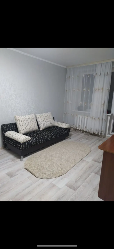 Сдаётся , 1 комнатная квартира , по адресу : Новотроицк , Советская 121 , первая линия , все в шагов - Новотроицк
