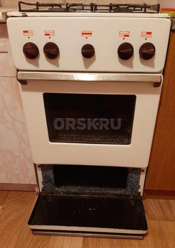 Продам  газовую плиту ПГ2 Ферганского ЗГА. - Орск