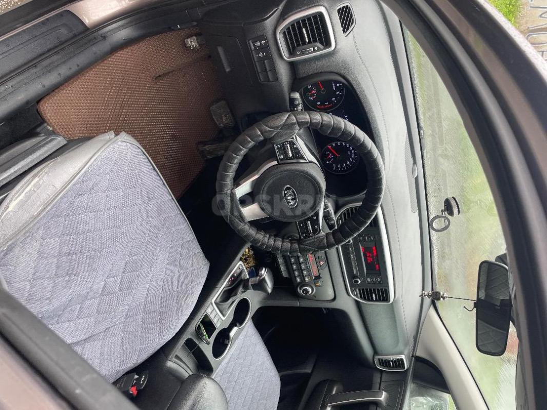 Продаю личный автомобиль KIA SPORTAGE АВТОМАТ,в очень хорошем состоянии: ничего не стучит, не гремит - Орск