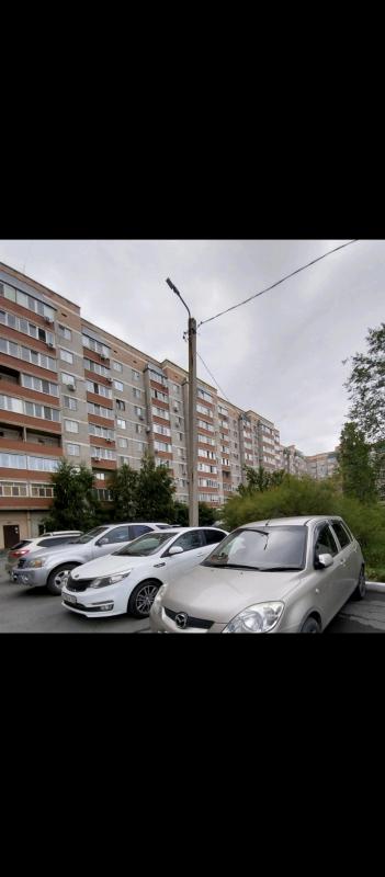 Продается 1-комнатная квартира, по адресу:  г. - Новотроицк