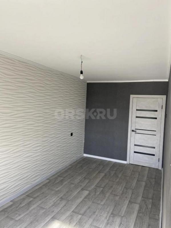Продается 2-х комнатная квартира, район 6-ая школа, ул. - Орск
