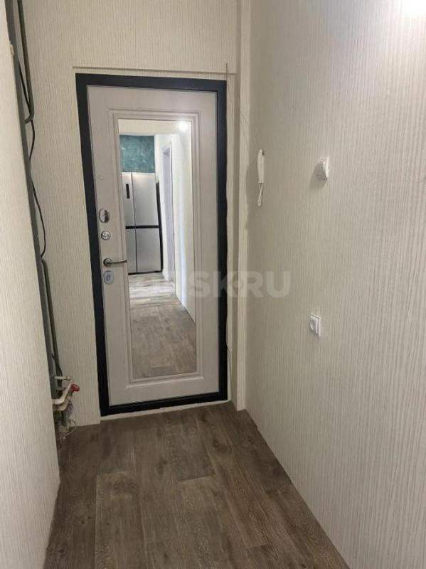 Продается 2-х комнатная квартира, район 6-ая школа, ул. - Орск