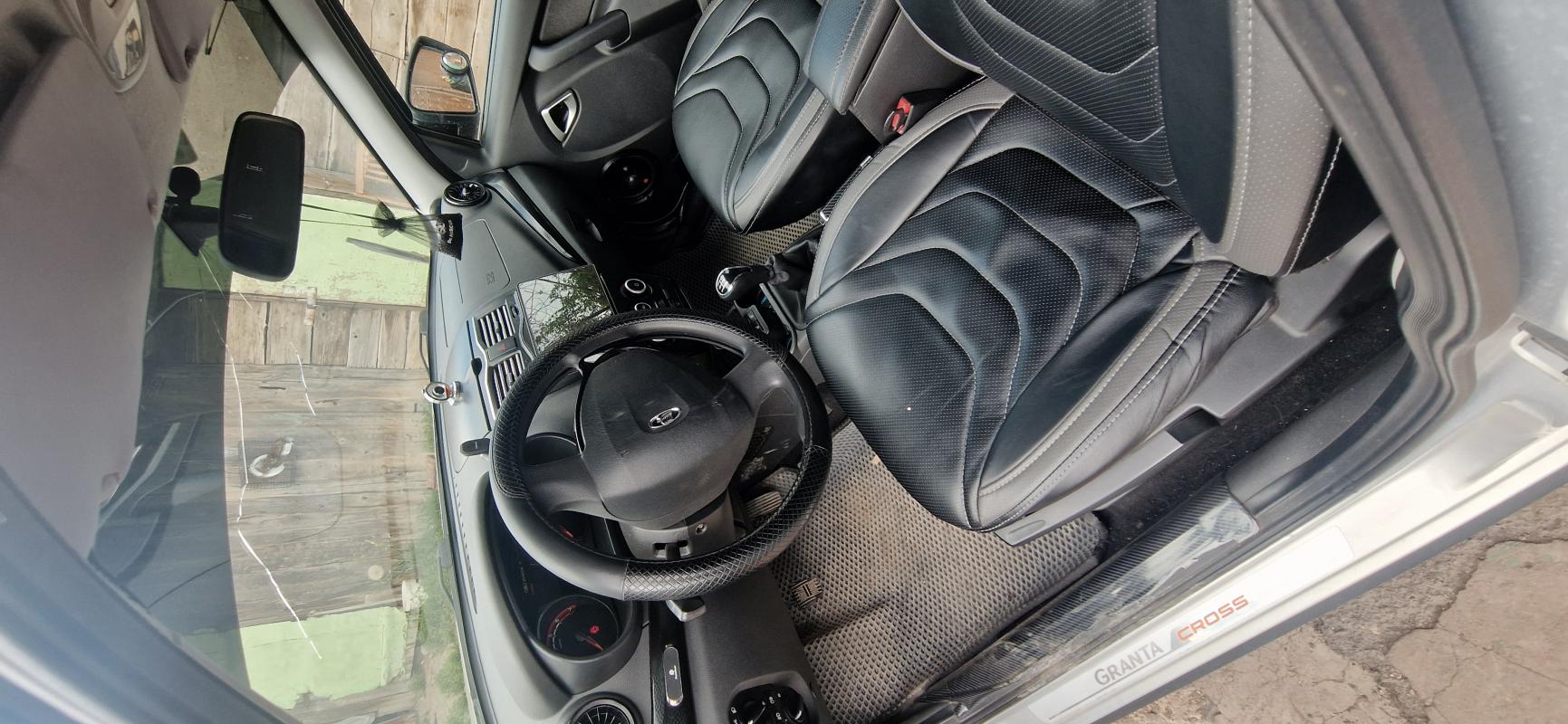 Продам автомобиль lada granta cross, в идеальном состоянии, без вложений, новая сигнализация, автоза - Новотроицк
