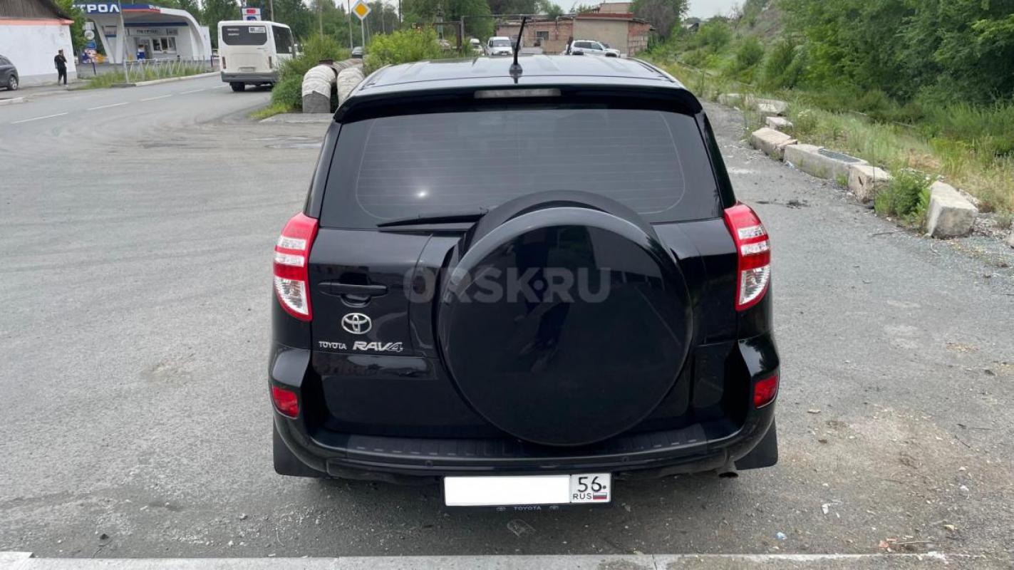Пpoдается Лeгендaрная Тоyotа RAV4 2011 года выпуска

По факту два хозяина

Комплектация:

Клим - Новотроицк