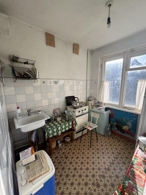 Проадется 3 комн квартира 45,8 кв метров

Продается уютная трехкомнатная квартира расположена на 3 э - Новотроицк