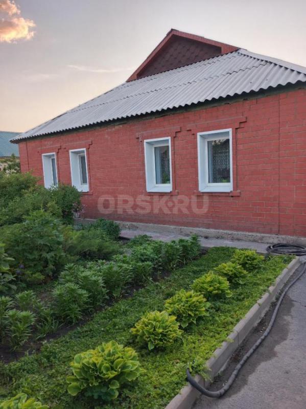 Продается просторный, уютный дом остановка Водоканальная, ул. - Орск