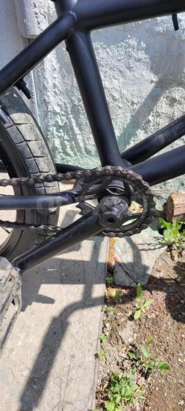 Трюкавой велосид bmx новые камеры и задняя покрышка - Орск