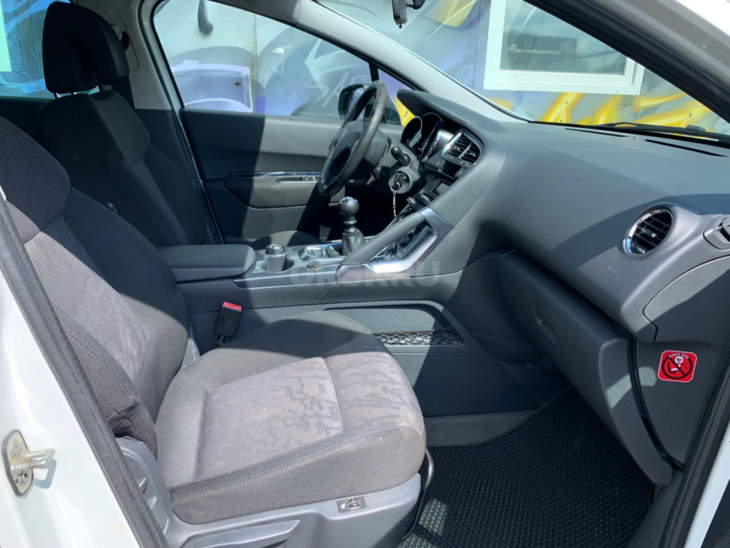 В продаже PEUGEOT 3008 2011 года выпуска. - Орск