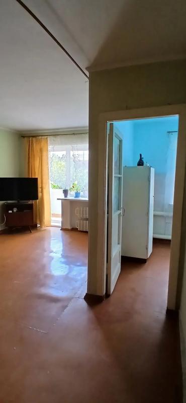 Продается 2-комнатная в очень хорошем районе  квартира по адресу: г. - Новотроицк