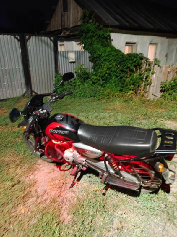 Продам индийский мотоцикл Bajaj boxer 150x покупали в 24 году новым. - Орск