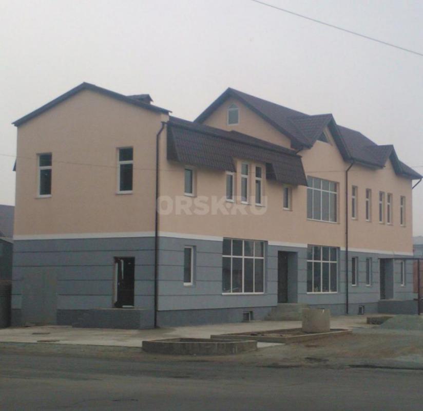 Сдаются площади от 18-130м² , на первом этаже. - Орск