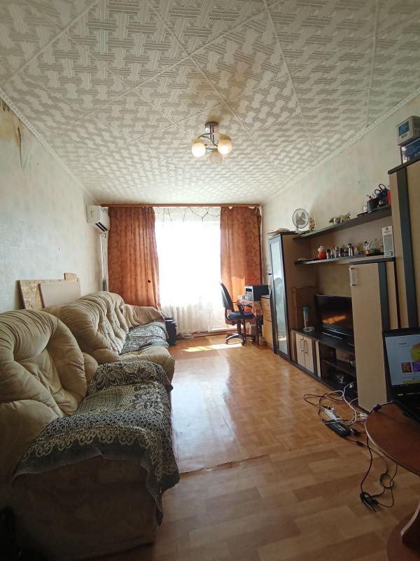 Продается 1-комнатная квартира  на 5 этаже 5-ти этажного по адресу г. - Новотроицк