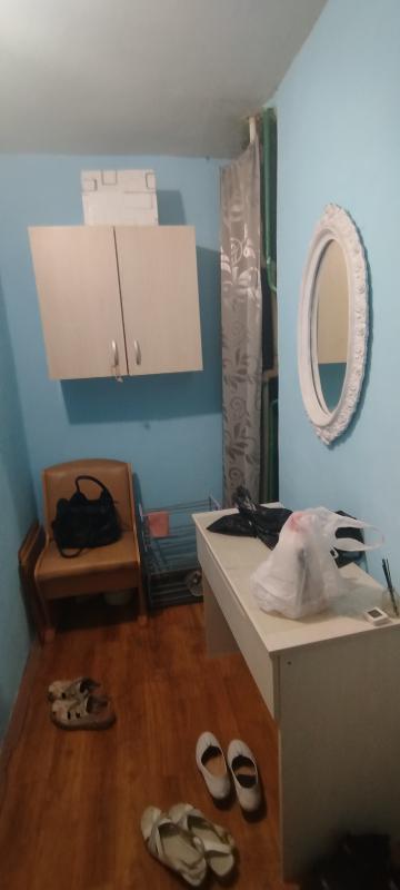 Продаю 1к квартиру на 1 этаже в 5 этажном доме по пр. - Новотроицк