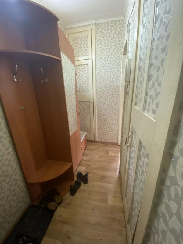Продается 1-комнатная квартира на комфортном 3-ем этаже в районе остановки "Площадь Ленина&quot - Новотроицк