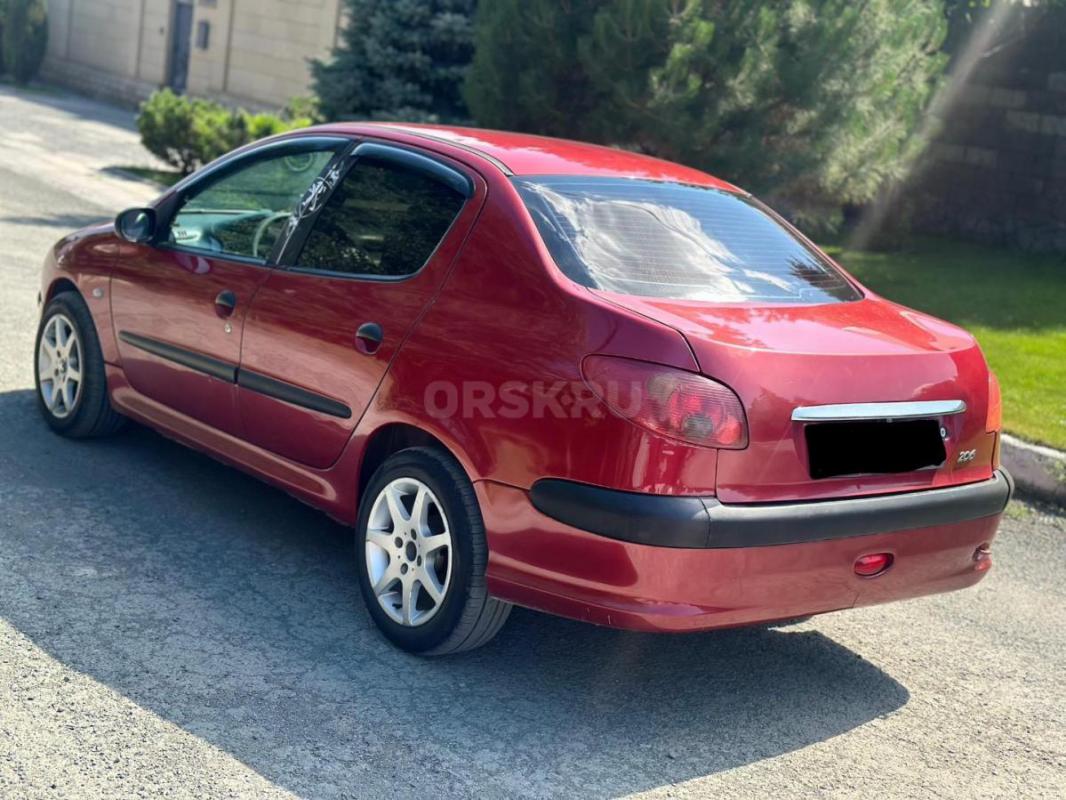 Продам Peugeot 206 (2008 года выпуска). - Орск
