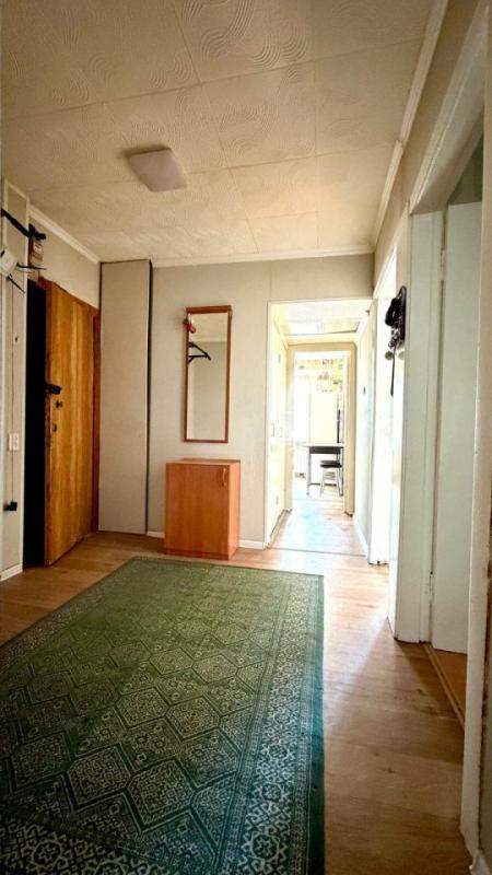 Продается двухкомнатная квартира, общей площадью 43,5 кв. - Орск