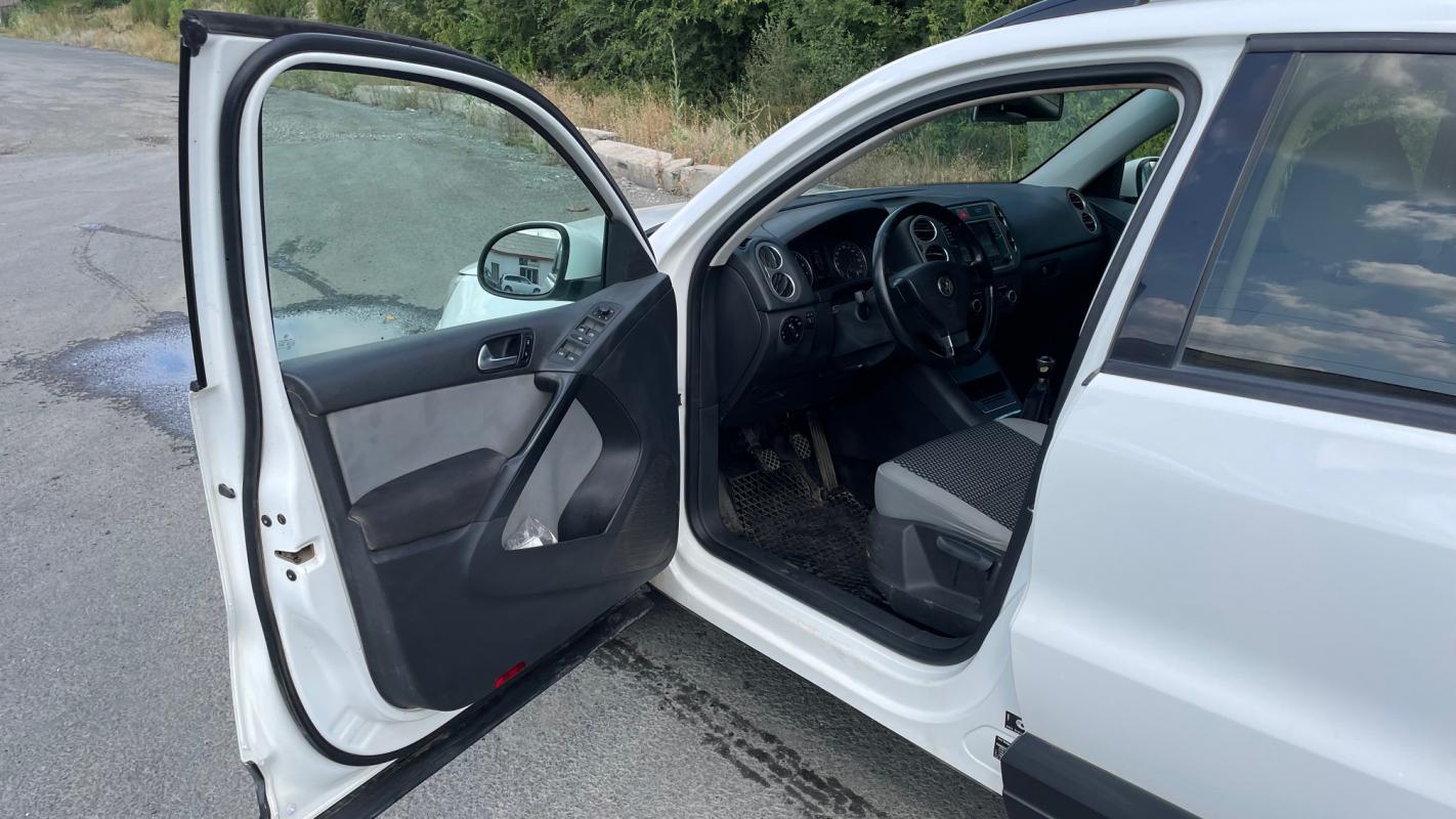 Продается Volkswagen Tiguan, 2010 года, 

Полный привод

Оригинальный ПТС

Родной подтверждённый про - Новотроицк