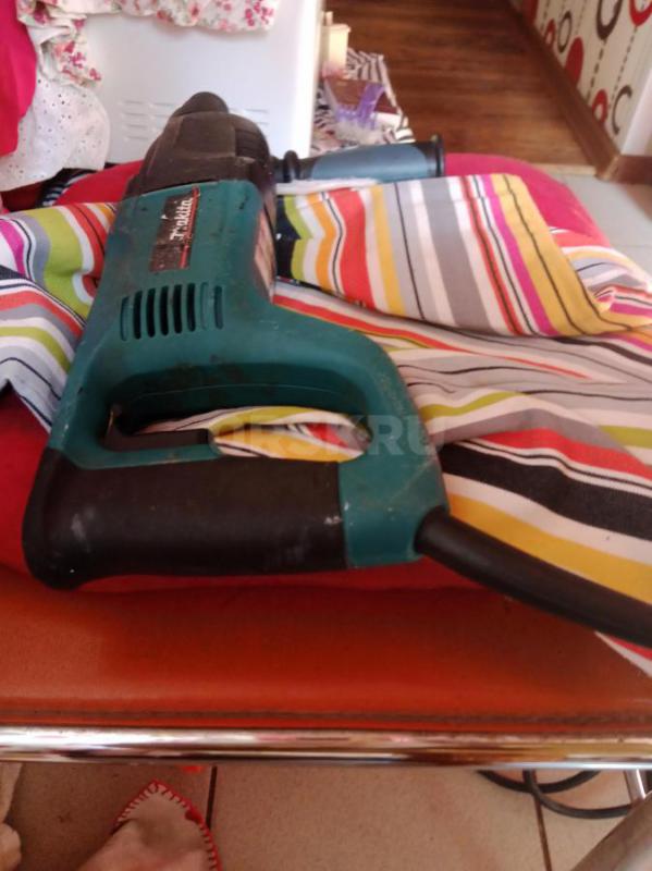 Перфоратор Makita hr2455 Япония 800вт 3 режима работы реверс 8000р,Болгарка Makita hn9565 Оригинал 1 - Орск