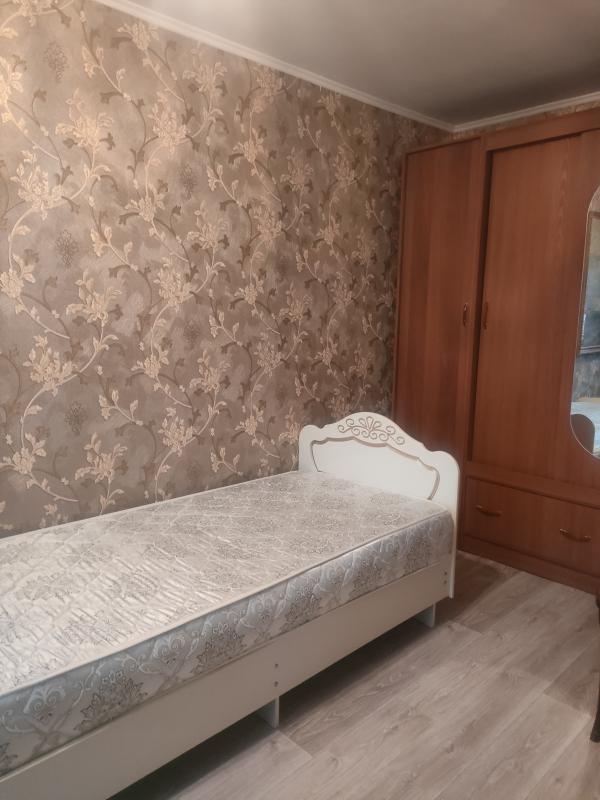 Продаётся уютная квартира на улице Пушкина, 66а в городе Новотроицке. - Новотроицк