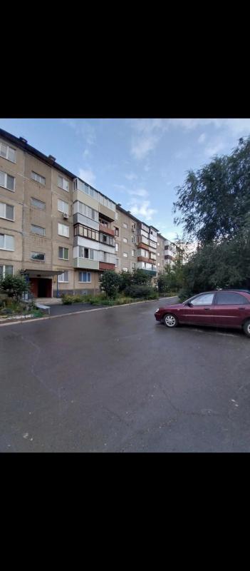 Продается 2-х комнатная квартира по адресу: г. - Новотроицк